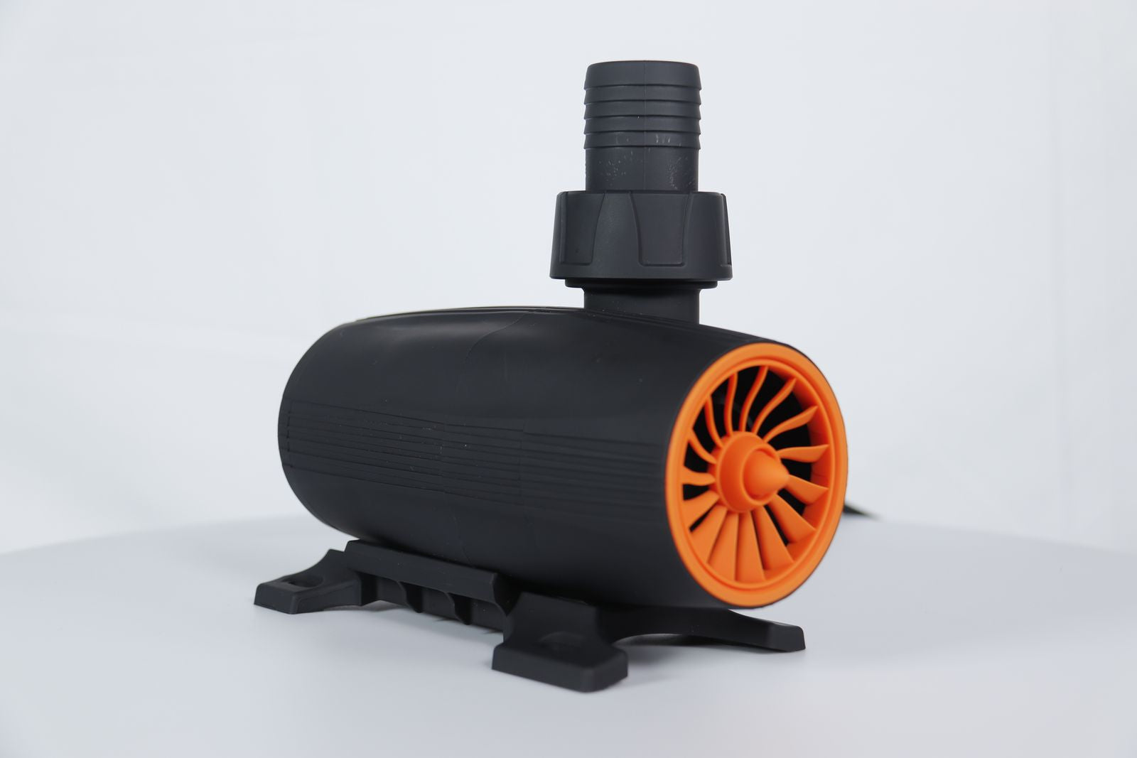 Maxspect Jump DC Pump 6K — 1,585 GPH Controllable Return Pump